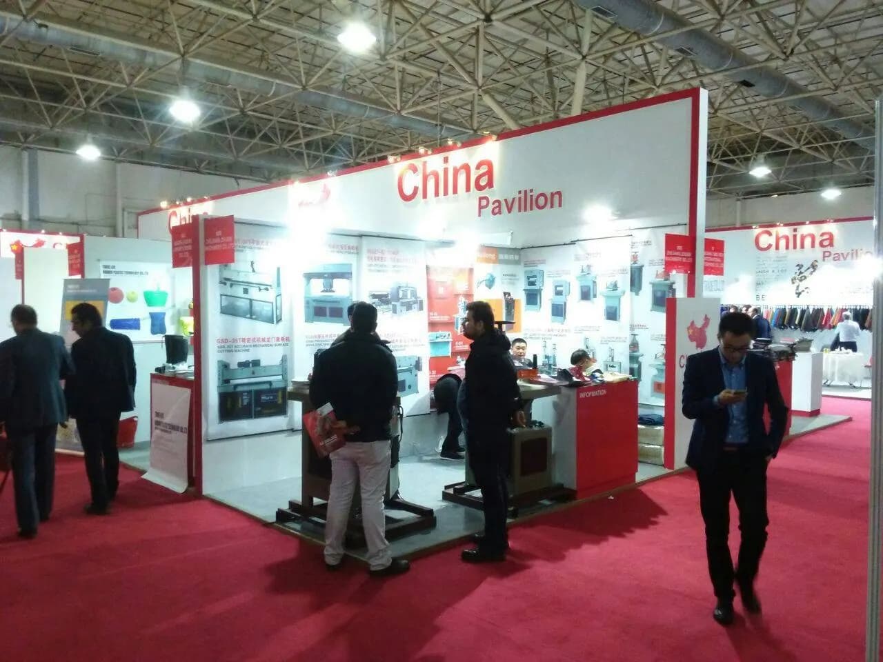 Country pavilion — 6