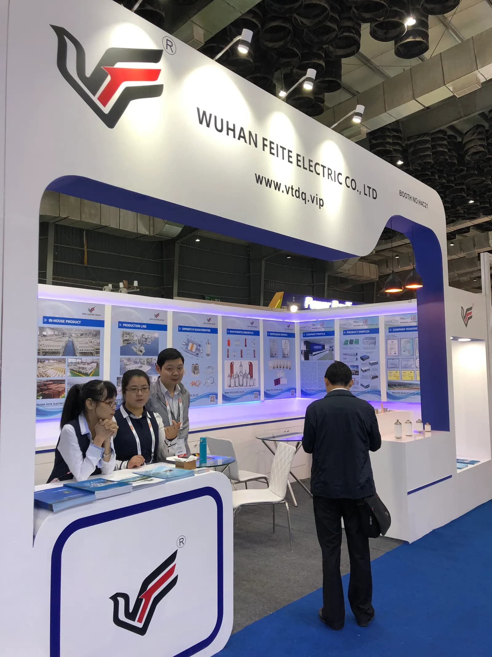 Instore Asia @ BEC Mumbai — exhibition stand photo 6