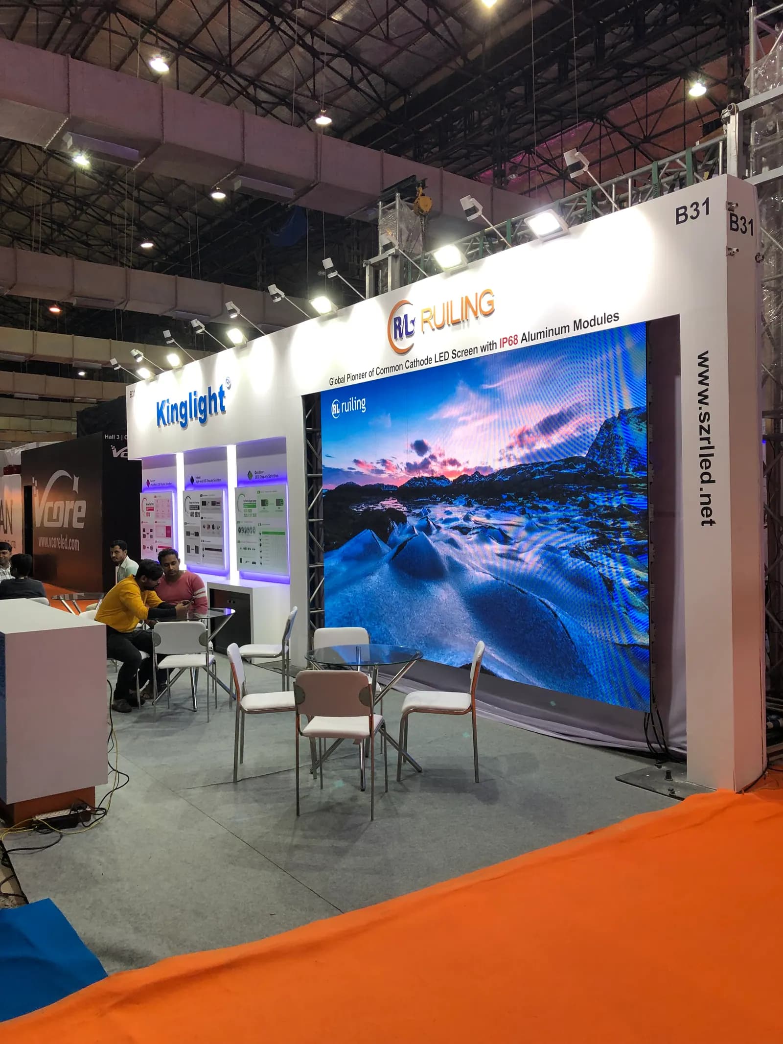 King Light @ Palm Expo — exhibition stand photo 3