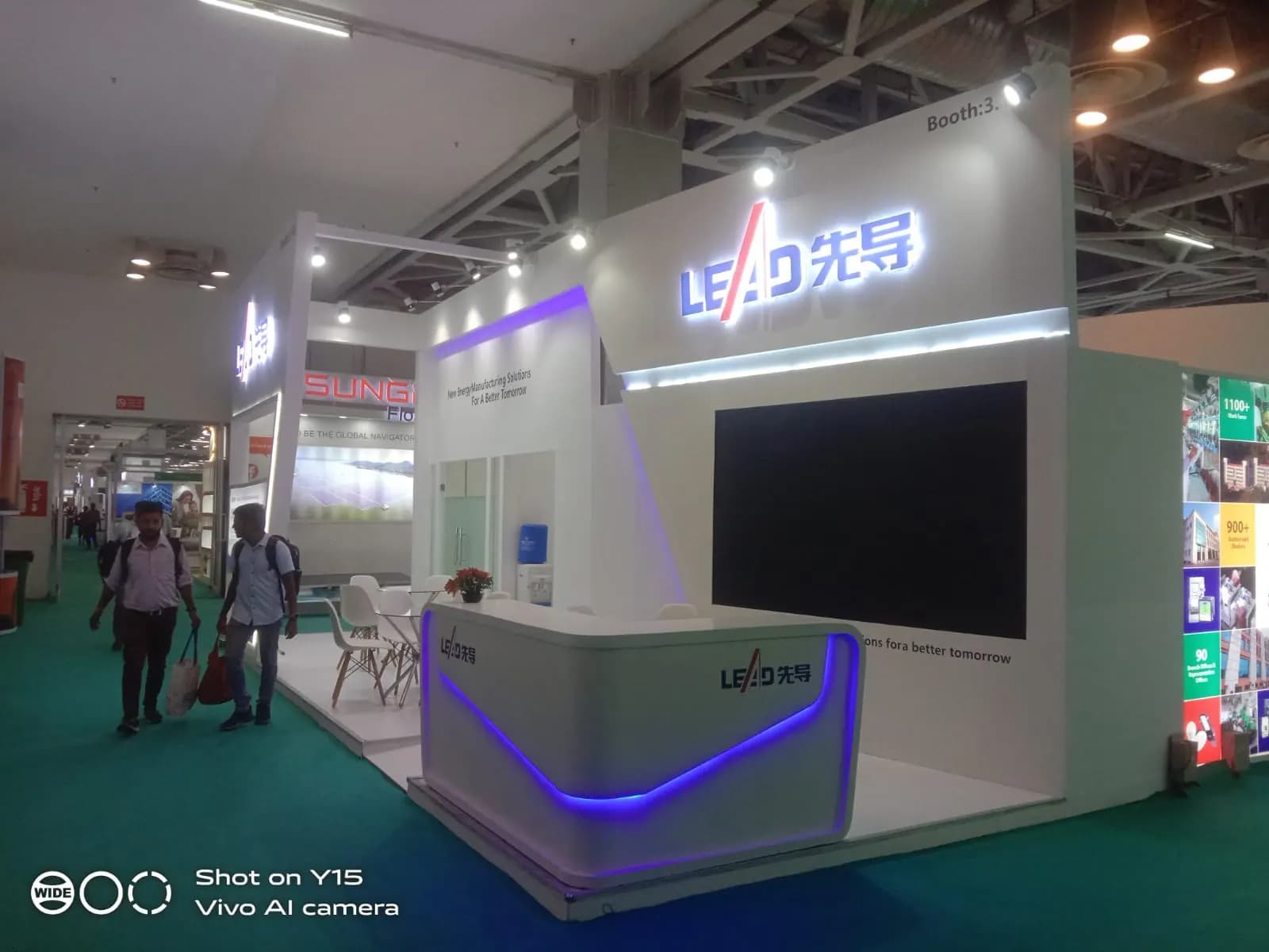 LED REI 20019 — exhibition stand photo 2