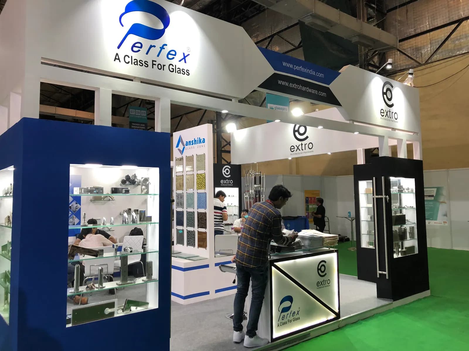 Perfect @ Glasspro — exhibition stand photo 1