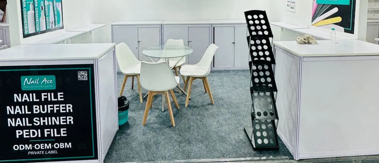 Exhibition furniture on rental — 4