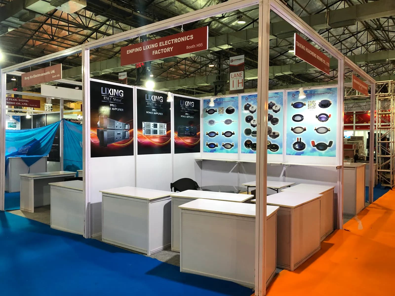 Maxima and Octonorm modular stand — 2