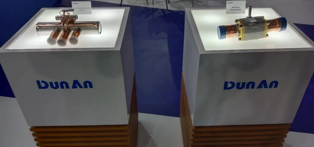 Duan An — exhibition stand photo 2