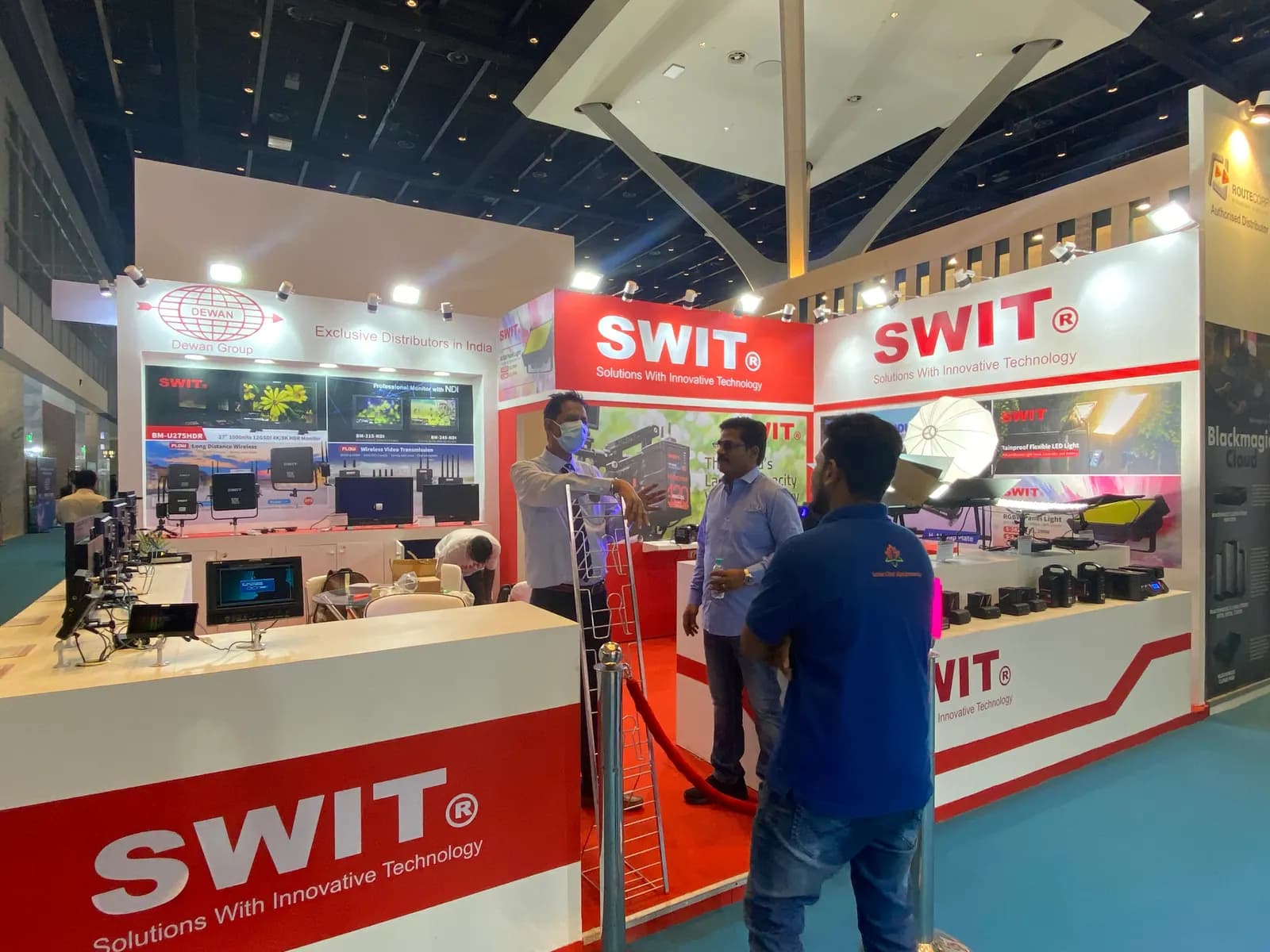 Swit @ BI — exhibition stand photo 2